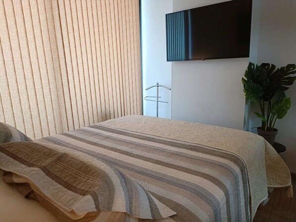 1 bedroom, desk, iron/ironing board, WiFi - HOM I Studio I Wifi Rápido I Frente al Mall Plaza (Antofagasta)