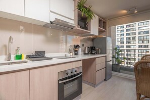 Fridge, microwave, oven, stovetop - HOM | Studio con AireAcondiciondo 2PAX Santiago (Santiago)