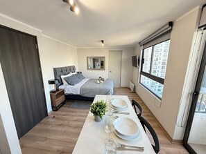 Desk, iron/ironing board, WiFi, bed sheets