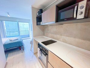 Bügeleisen/Bügelbrett, WLAN, Bettwäsche