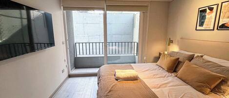 Fer et planche Ă repasser, Wi-Fi, literie fournie