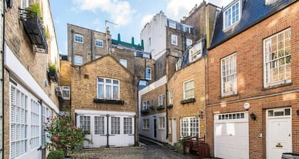 3 Bedroom Mews House - Marble Arch