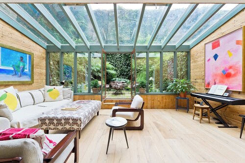 Gorgeous & Grand 5 Bed House, Holland Park