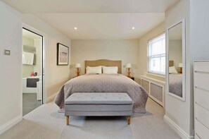 Casa (2 Bedrooms) | Interior