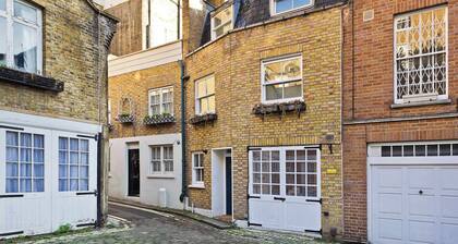 2 Bedroom Mews House, Marble Arch