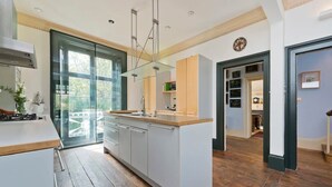 Interior - 5 Bedroom House, Maida Vale (London)