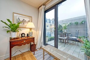 Nhà (4 Bedrooms) | Nội thất