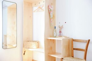 Classic Double Room | Free WiFi