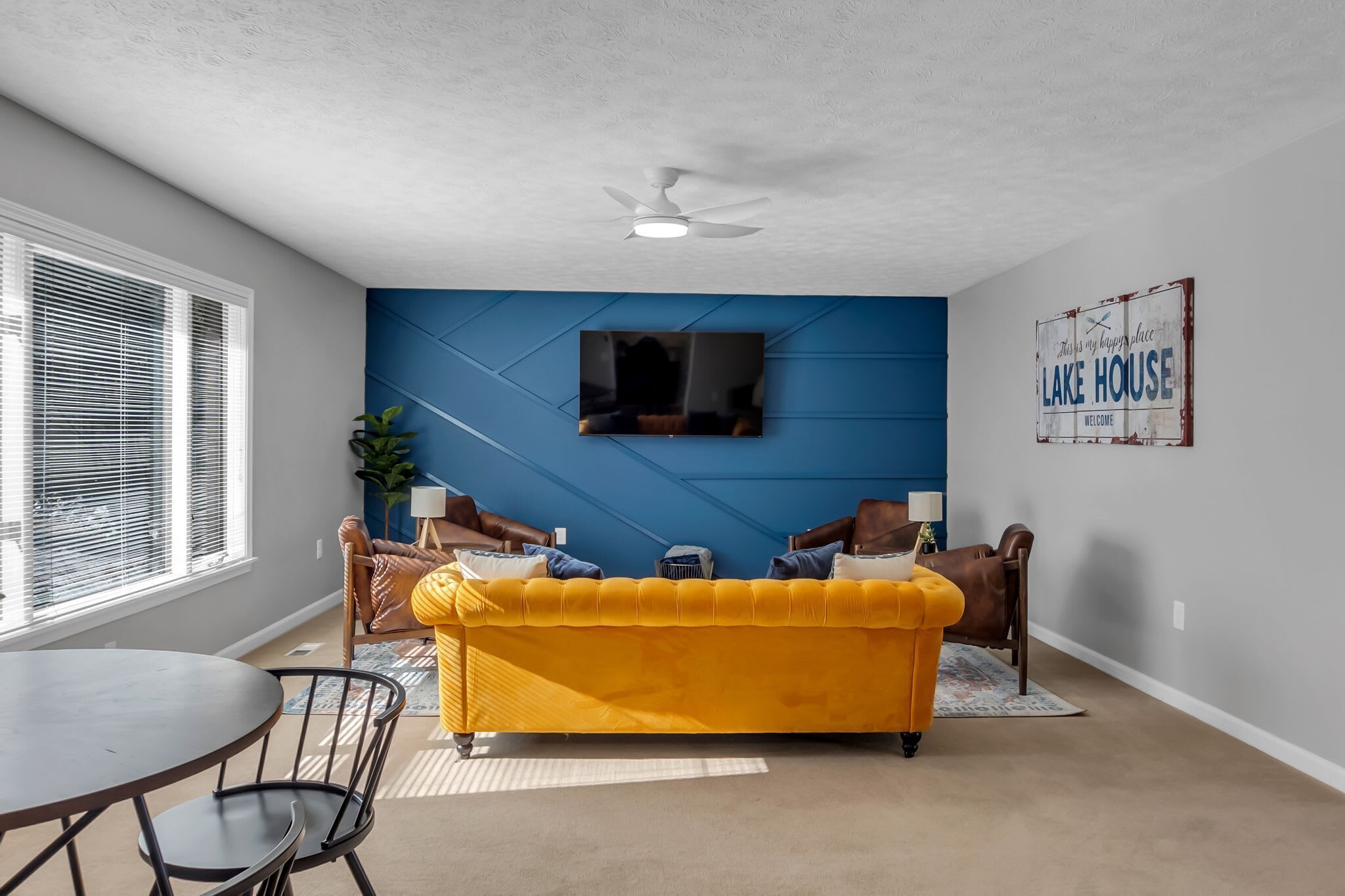 TV, fireplace, books, offices