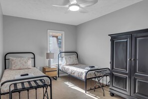 6 bedrooms, iron/ironing board, travel crib, WiFi