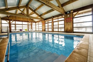 Innenpool, beheizter Pool