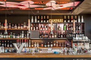 Bar (en la propiedad)