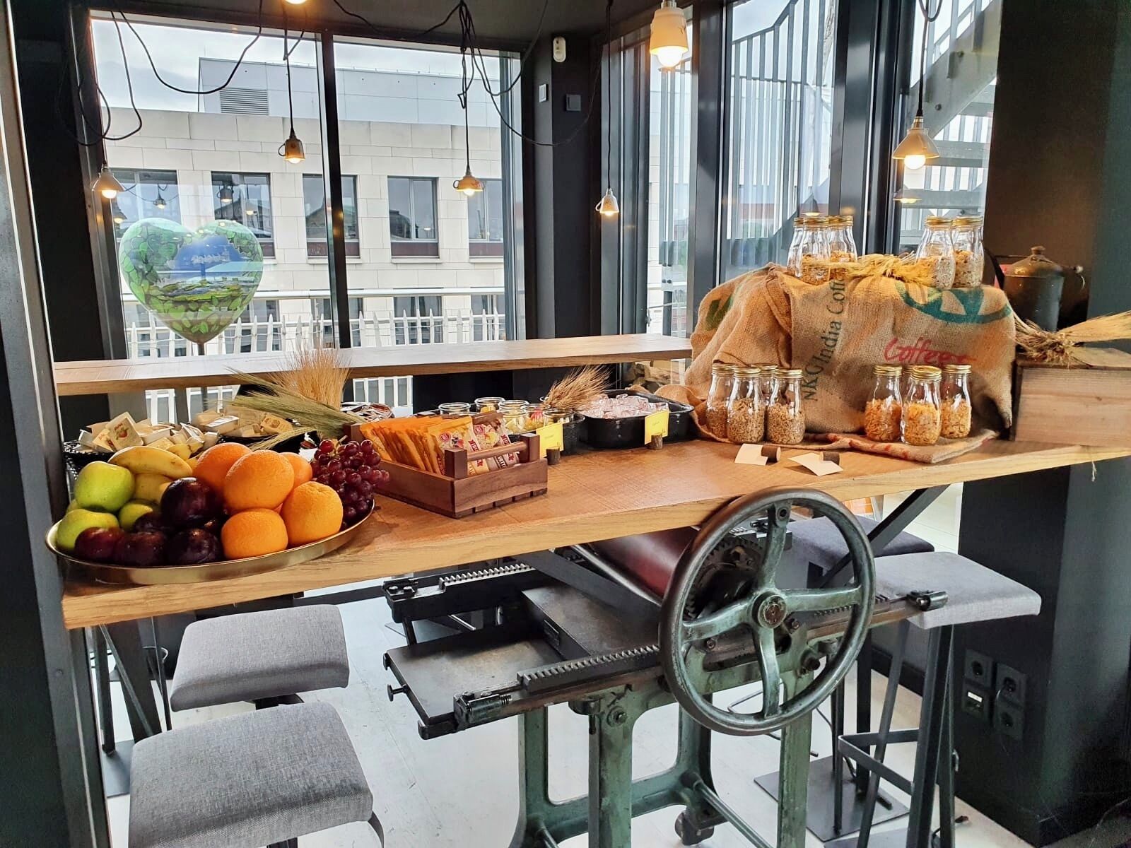 Daily continental breakfast for a fee