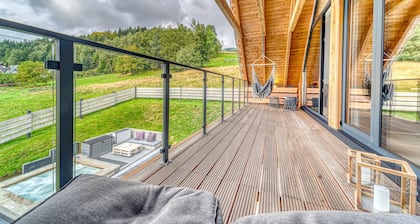 Lovely chalet with Jacuzzi in charming Zawoja