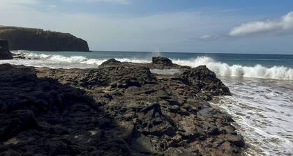 Home2Book Sunny Getaway & Pool in GĂĄldar