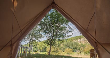 Dordogne Glamping - Bell Tent VV5