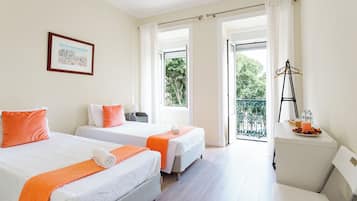 Comfort dubbelrum eller tvåbäddsrum - utsikt mot staden | Gratis wi-fi