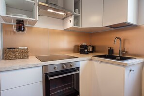 Classic-Apartment | Eigene Küche | Kochgeschirr/Geschirr/Besteck