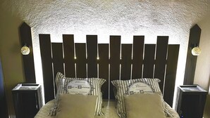 Deluxe Apartment | Langsir/tirai gelap terus, seterika/papan seterika, Wi-fi percuma 