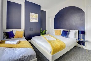 2 habitaciones, tabla de planchar con plancha y wifi gratis 