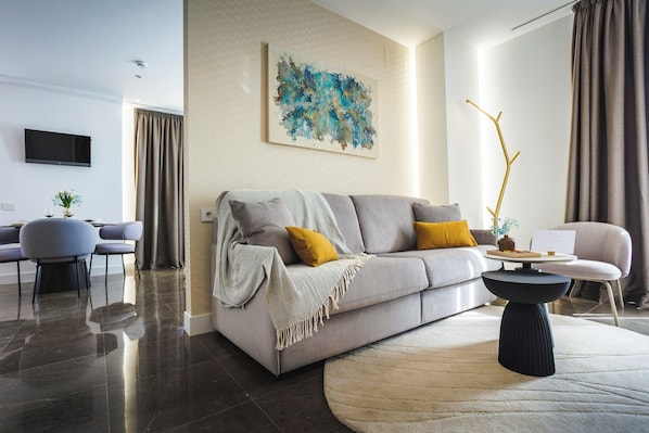Luxury Apartment, Balcony, City View | Living area