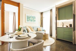 奢華公寓, 露台, 城市景 | 客廳 | 平面電視