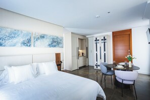 奢華公寓, 露台, 城市景 | 手提電腦工作空間、隔音、免費 Wi-Fi