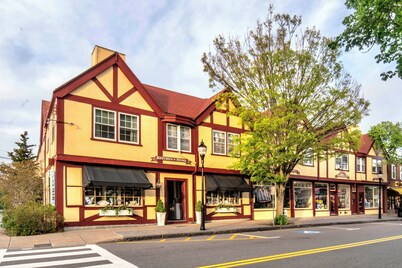 Downtown Falmouth 1 Bedroom Apartment