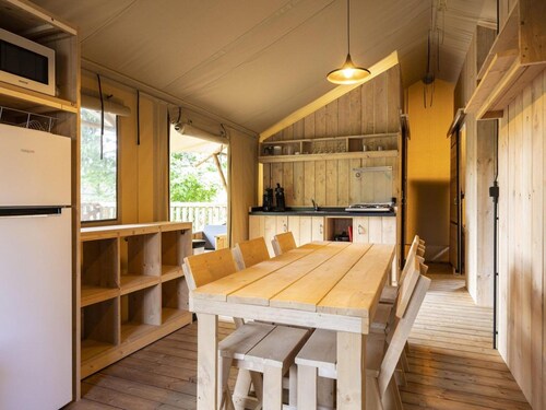 Family-friendly Tent in Dochamps