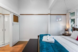 4 habitaciones, tabla de planchar con plancha y wifi gratis