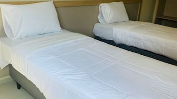 Deluxe Single Room, City View | Free WiFi, bed sheets