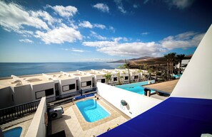 A heated pool - Casa Bajamar - Three Bedroom Apartment, Sleeps 6 (Puerto Calero)