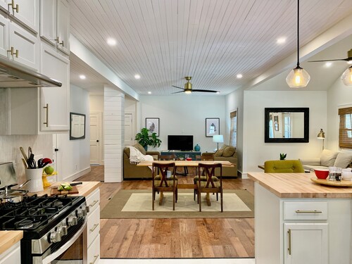 Charming 3-bedroom house with HUGE yard in Livingston Manor