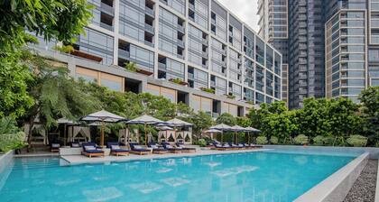 Riverfront - One Bedroom Villa, Sleeps 3