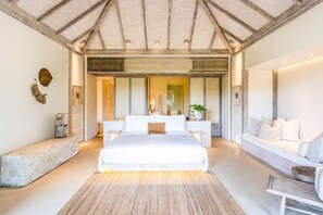 1 habitación, tabla de planchar con plancha, internet y ropa de cama 