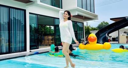 Villa 5 bedrooms, 5 bathrooms,300 sq m. khanom