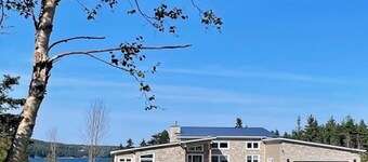 New Modern & Unique 2-bedroom house in beautiful South River with WiFi, AC etc.