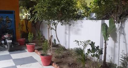 The Nomad Cave ,Cozy Stay for Backpacker & Digital Nomad,Startup House Co-Livin.