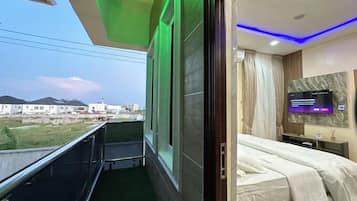 Deluxe-Apartment, Balkon, Stadtblick | Balkon