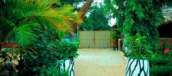 Royal Wonders Hotel