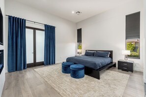 9 quartos, Wi-Fi, roupa de cama