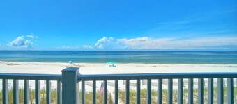 Gulf-front! New boardwalk! Beachfront! On the sand! Fall/Winter dates discounted
