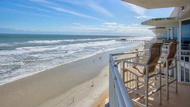 Exterior - White Surf 701 (Daytona Beach Shores)