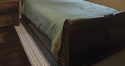 Cozy & Beautiful two-bedroom residence nestled in the lovely town near Boston