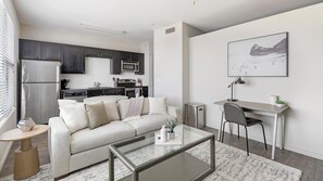 Smart TV - Landing | Incredible 1BD, Pool, Gym (Dallas)