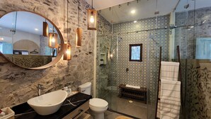 Bathroom - Castello di Carlo - Suite Carlo I (Tetlatlahuca)