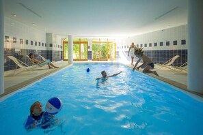 Sisäuima-allas, lämmitetty uima-allas