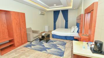 Rideaux occultants, fer et planche Ă repasser, Wi-Fi gratuit