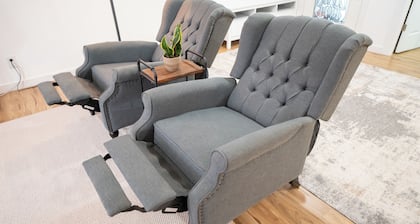Peaceful, Comfy 1BR Apartment - Easy Drive to Everything in Central Indiana