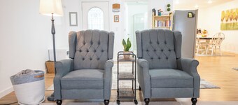 Peaceful, Comfy 1BR Apartment - Easy Drive to Everything in Central Indiana